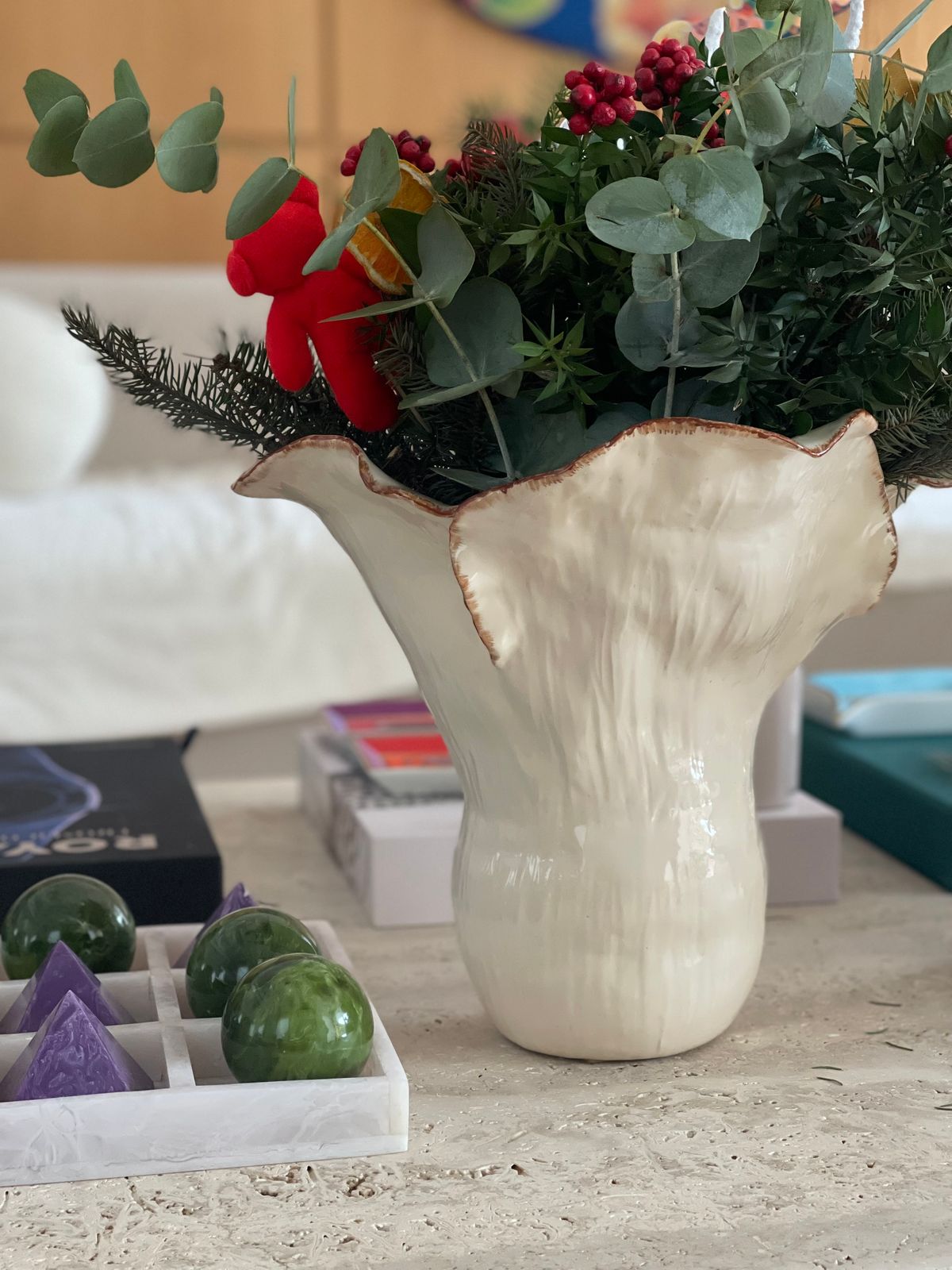 Bonie Iconic Vase — 2/3