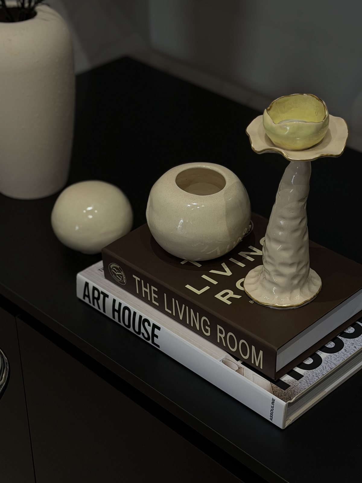 Ceramic object and tealight holder, close up